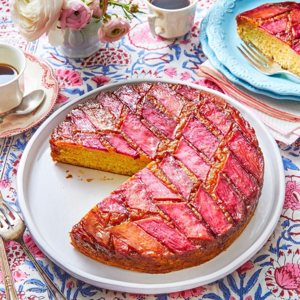 spring rhubarb upside down cake recipe