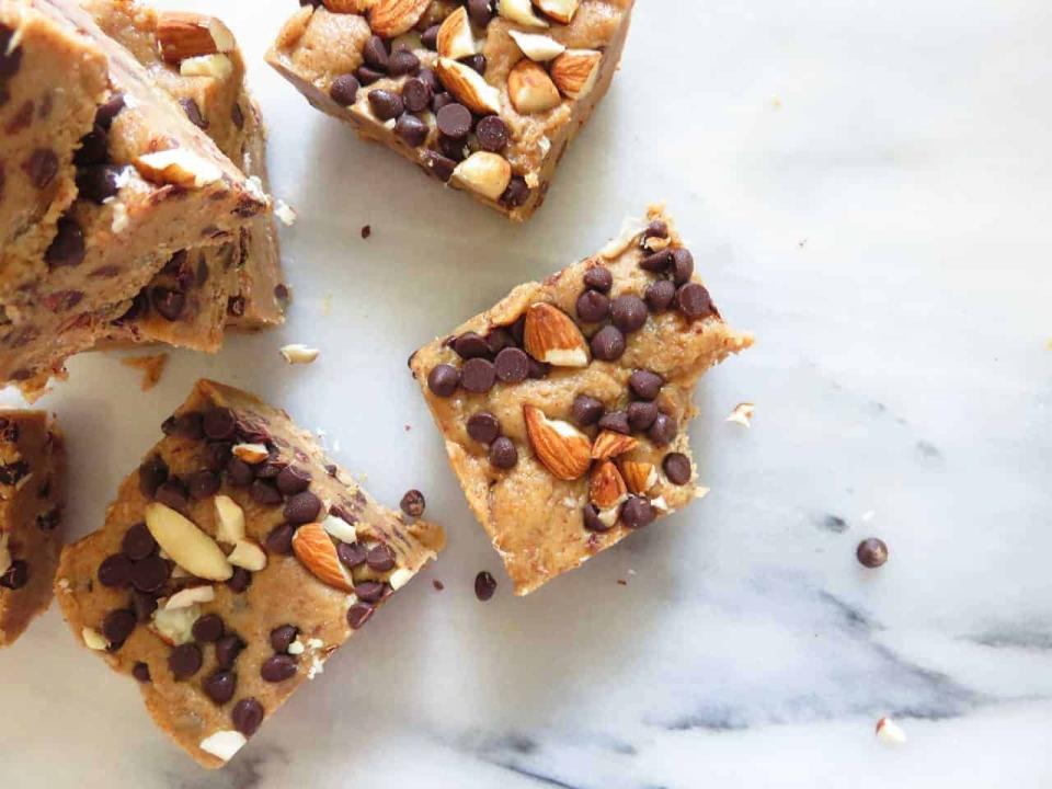 No-Bake Almond Butter Blondies