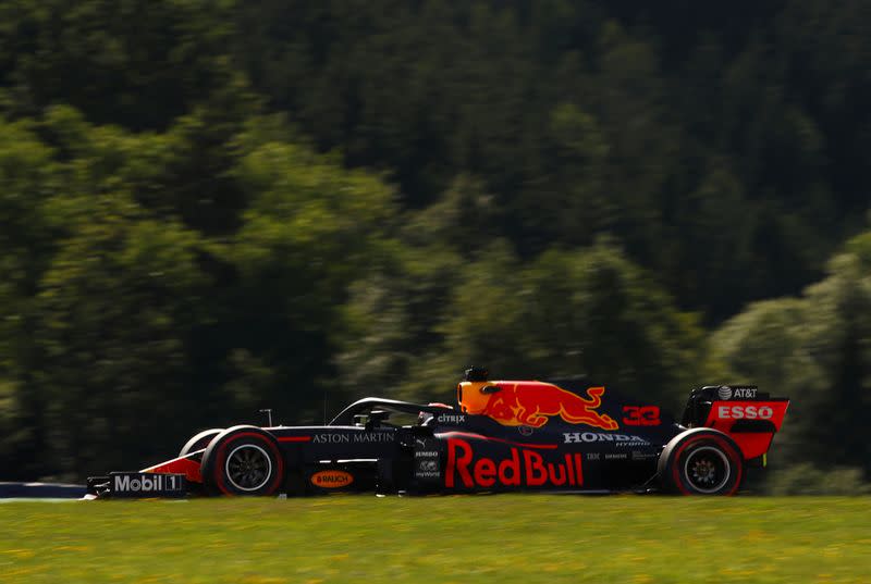 El piloto de Red Bull Max Verstappen durante las prácticas para el Gran Premio de Fórmula 1 de Estiria, Austria