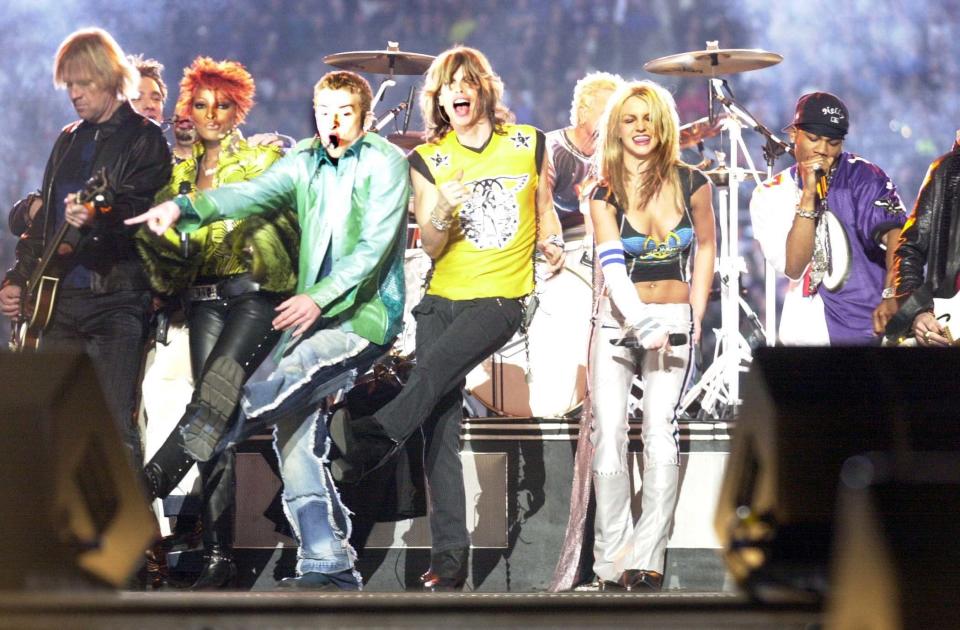 Tom Hamilton, Mary J. Blige, Justin Timberlake, Steven Tyler, Britney Spears and Nelly