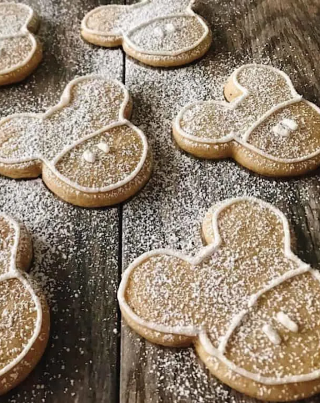 <p>Mommy Mouse Clubhouse</p><p>Soft and chewy gingerbread sugar cookies are a delicious rolled sugar cookie recipe with a hint of gingerbread spices!</p><p><strong>Get the recipe: <a href="https://mommymouseclubhouse.com/gingerbread-sugar-cookies/" rel="nofollow noopener" target="_blank" data-ylk="slk:Gingerbread Sugar Cookies;elm:context_link;itc:0;sec:content-canvas" class="link ">Gingerbread Sugar Cookies</a></strong></p>
