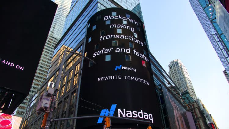 14 Best NASDAQ Dividend Stocks To Buy