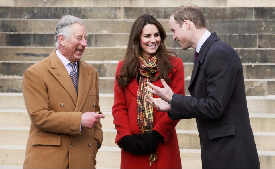 查爾斯三世（左起）、凱特王妃接連掛病號，威廉王子將承擔更多責任。（翻攝X@KaylaAdams___）