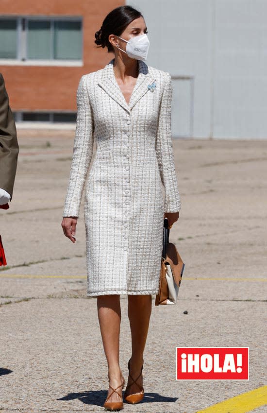 Reina Letizia con vestido de tweed