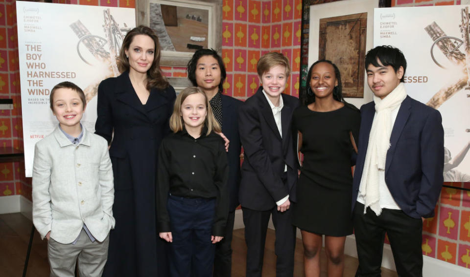 Angelina Jolie appears with (from left) Knox, Vivienne, Pax, Shiloh, Zahara and Maddox Jolie-Pitt in 2019. (Photo: Monica Schipper/Getty Images for Netflix)