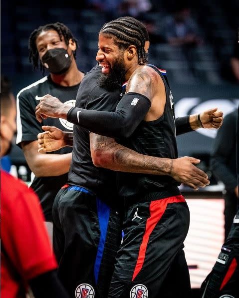 靠者保羅以及奇兵曼尼成功逆轉。（圖／翻攝自 Paul George、Terance Mann IG）