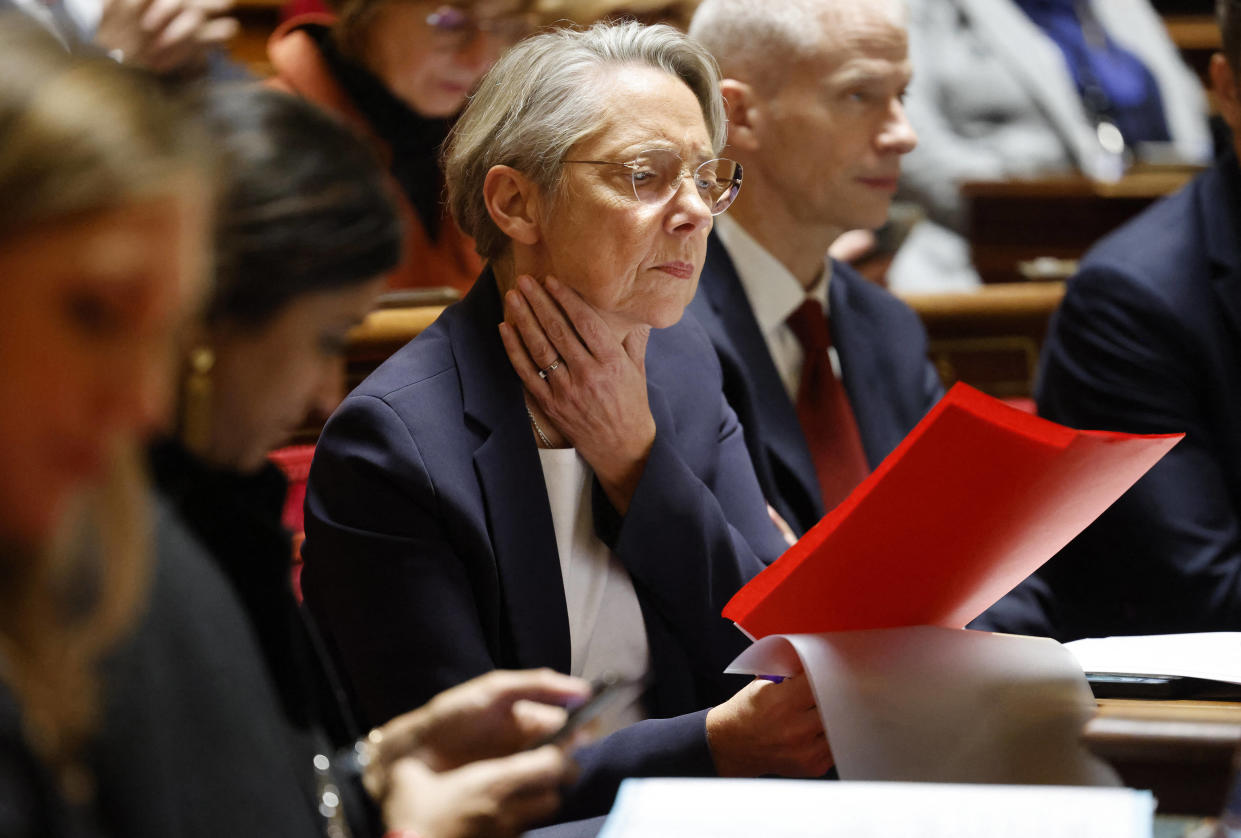 Élisabeth Borne photographiée au Sénat le 29 novembre.