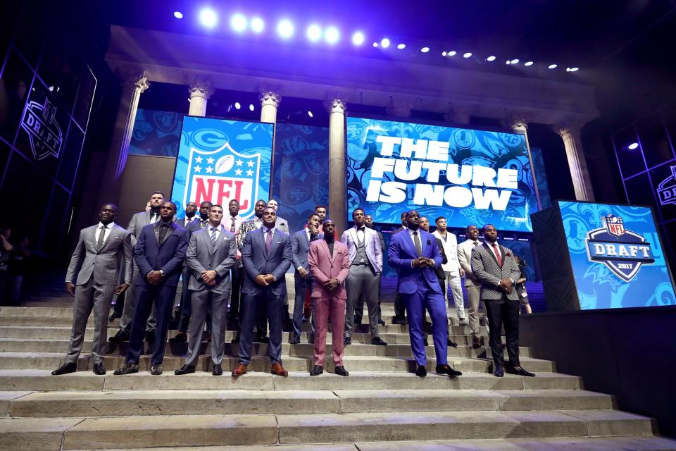 <p>The 2017 NFL draft prospects pose on stage prior to the first round of the 2017 NFL Draft at the Philadelphia Museum of Art on April 27, 2017 in Philadelphia, Pennsylvania. (Photo by Elsa/Getty Images) </p>