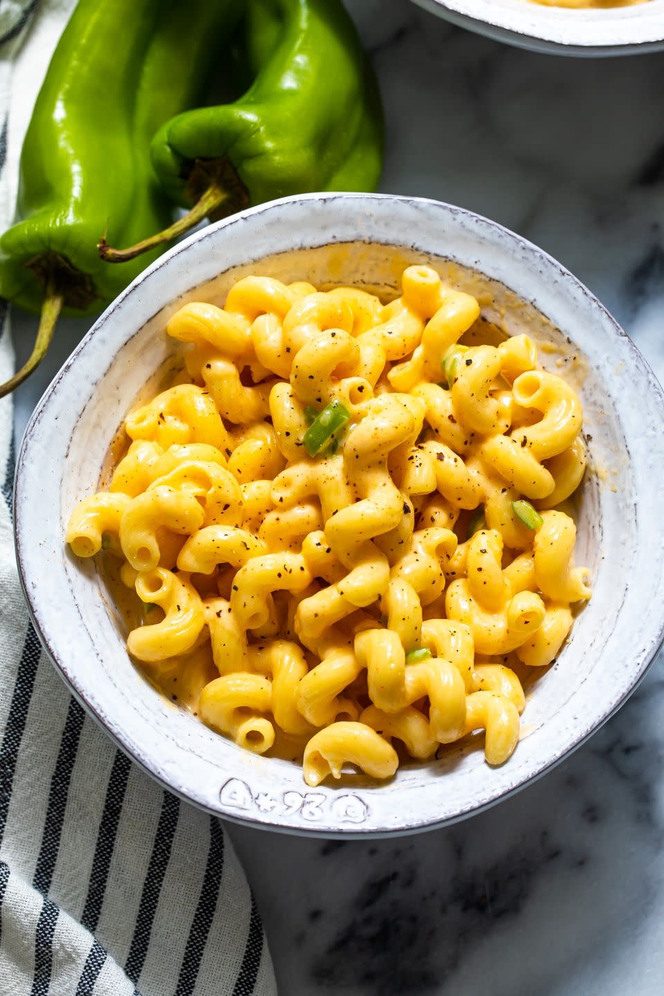Slow Cooker Mac and Cheese with Green Chile