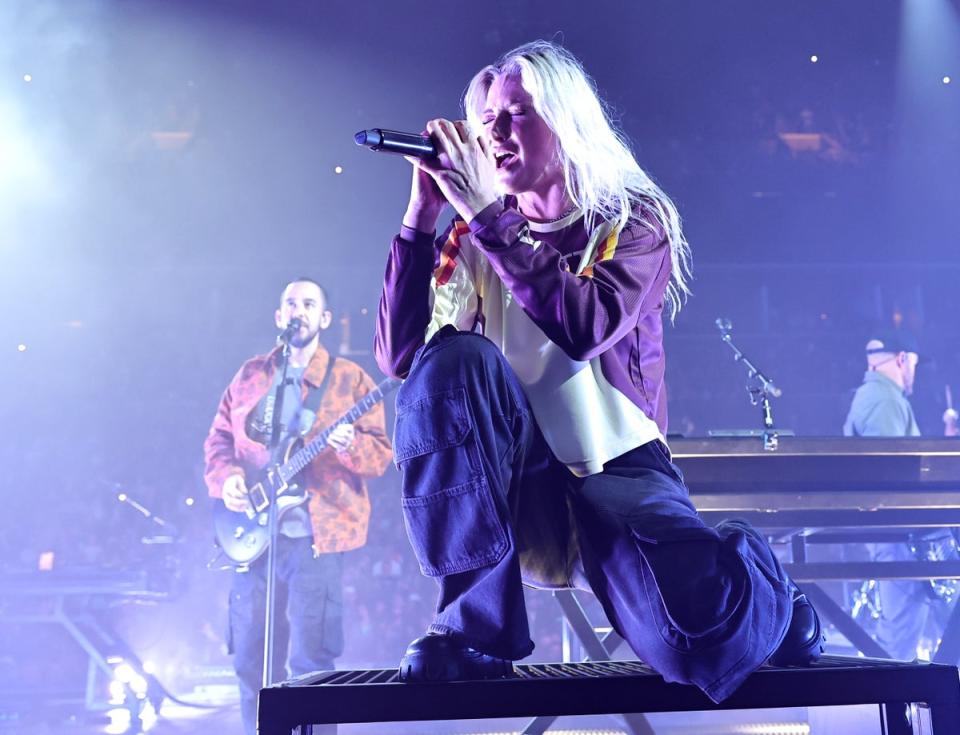 Mike Shinoda and Emily Armstrong perform in New York, September 2024 (Getty Images)