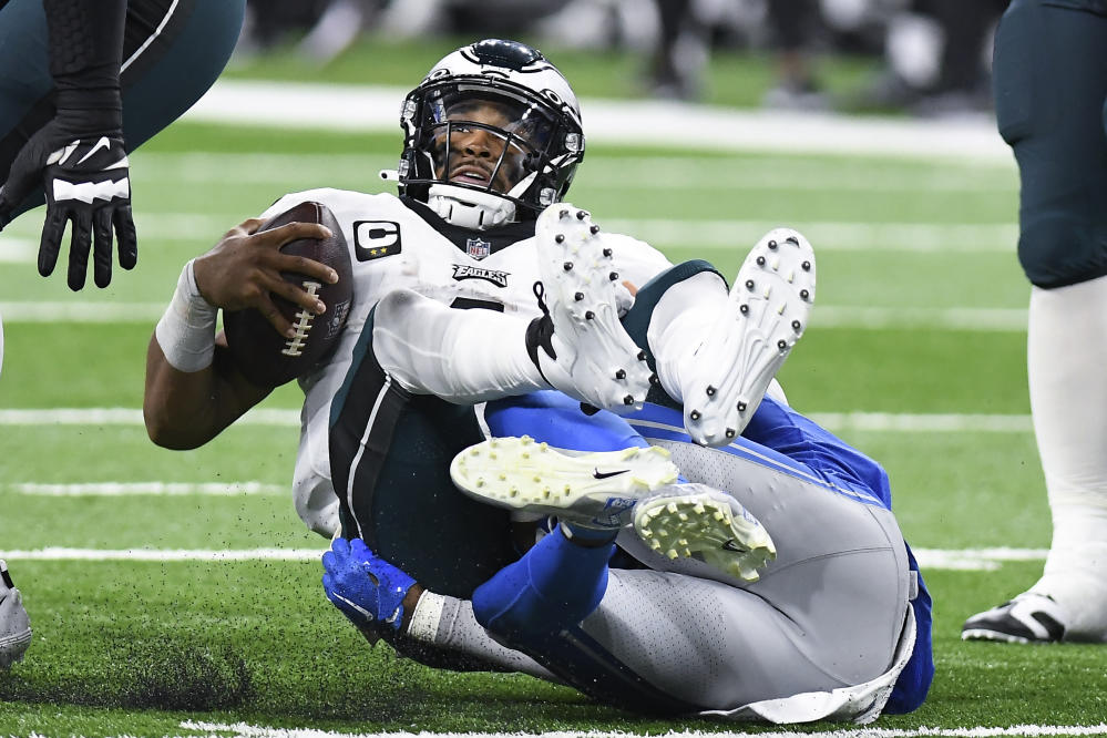 Lions' Tracy Walker ejected after dirty hit on Eagles QB Jalen Hurts, and  throwing punch after play