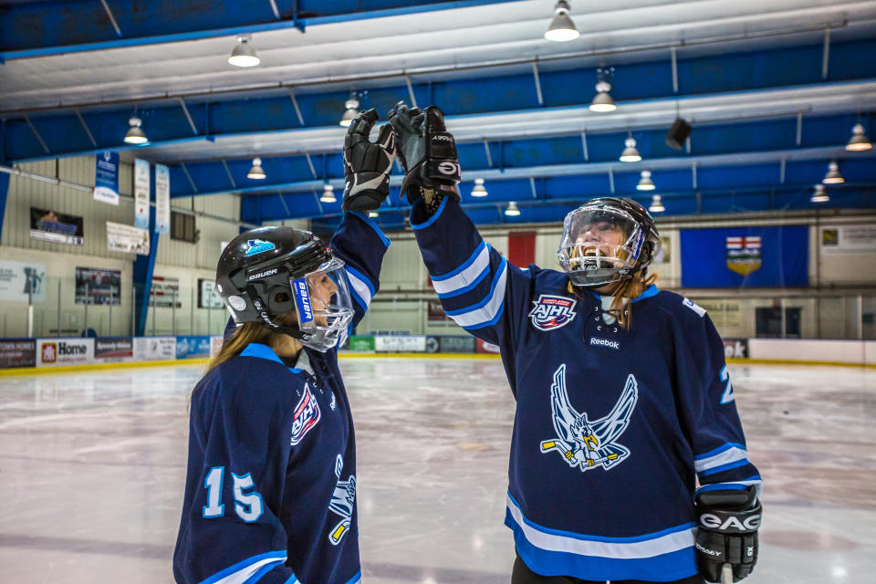 Play ice hockey like a Canadian