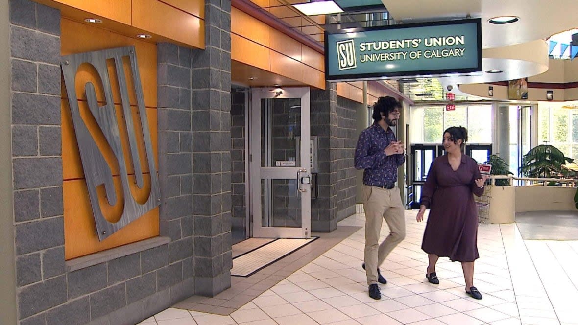 The students' union at the University of Calgary says its members feel like they're paying more and getting less as they bear a greater share of the institution's budget burden. (CBC  - image credit)