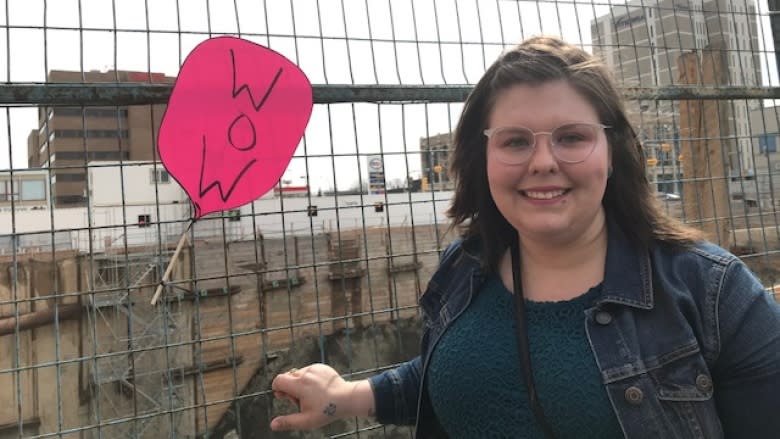 Hundreds gather to stare at Regina construction site hole and say 'wow' like Owen Wilson