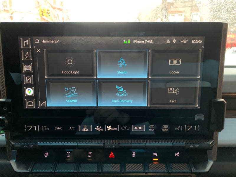 a photo of the touchscreen on the dashboard of the 2023 gmc hummer ev