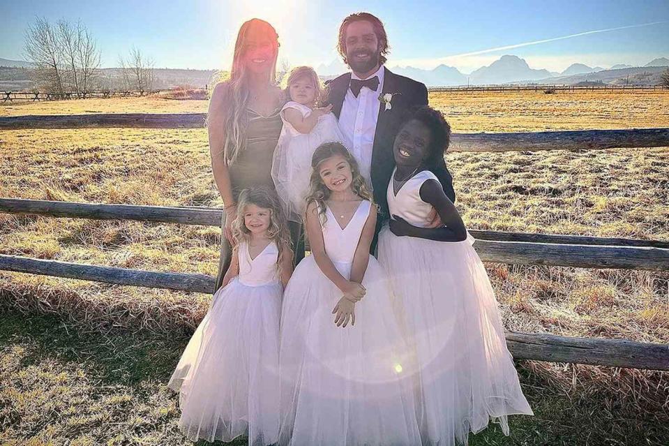 <p>Lauren Akins</p> Lauren Akins, Thomas Rhett and their daughters
