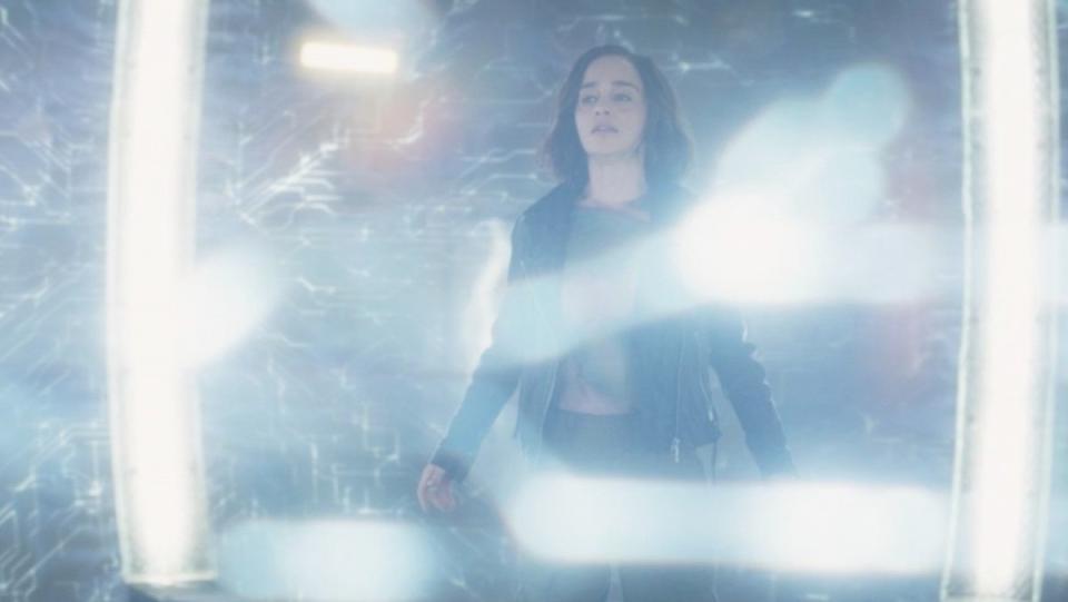 Emilia Clarke inside a machine with lights on Secret Invasion