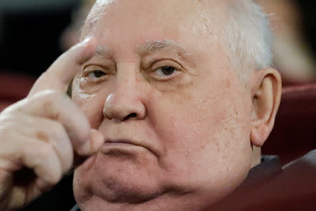 Former Soviet President Mikhail Gorbachev gestures as he attends the Russian premiere of the documentary film "Meeting Gorbachev" in Moscow, Russia November 8, 2018. REUTERS/Tatyana Makeyeva TPX IMAGES OF THE DAY