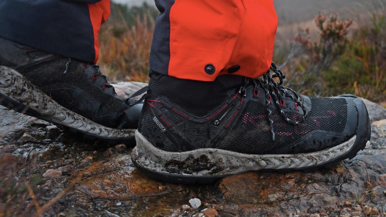  Keen NXIS EVO Mid walking boots  