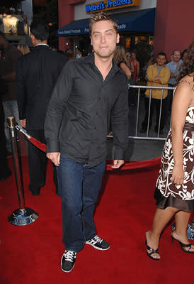 Lance Bass at the premiere of Universal Pictures' I Now Pronounce You Chuck & Larry