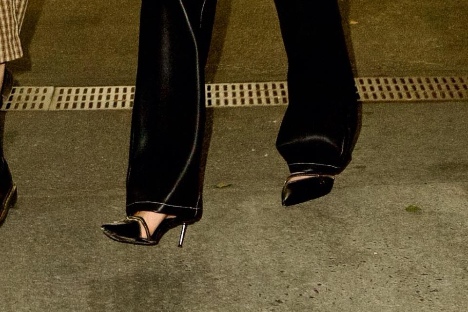 A closer look at Hadid’s shoes. - Credit: BeautifulSignatureIG / SplashNews.com