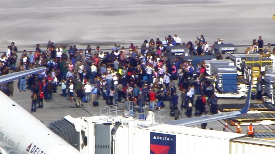 Multiple people shot at Ft. Lauderdale airport