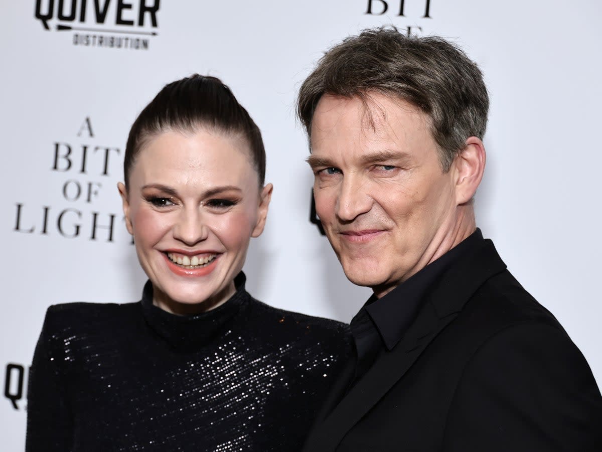 Anna Paquin and Stephen Moyer at premiere of ‘A Bit of Light’ (Getty Images)