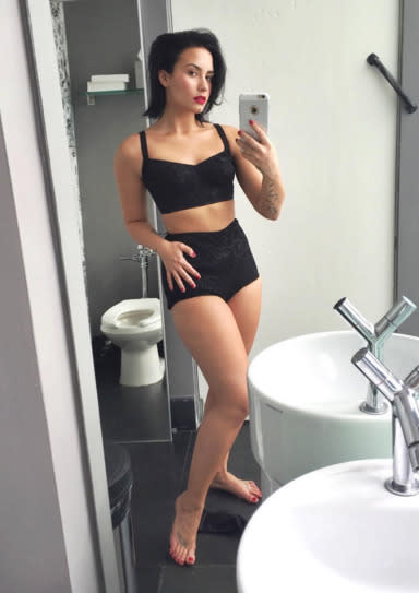 Demi Lovato: “Behind the scenes (and bathroom door) of my Allure cover shoot. Posting a #nophotoshop pic because I’m proud to show my body the way it naturally is. (And there was great lighting…) #Allure #CONFIDENT” -@ddlovato