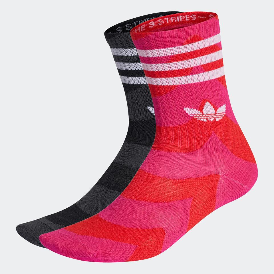 adidas Marimekko 第三回聯乘4月來臨！穿起繽紛花花運動衣瑜珈服 好心情準備動起來