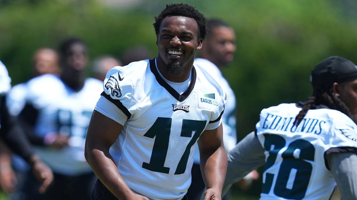 Eagles' Nakobe Dean is using this advice from a high school coach to  prepare for next season 