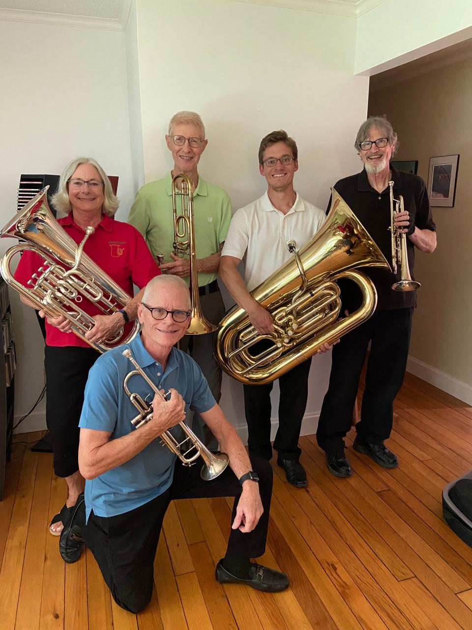 The Battle Brass Quintet features Greg Foertter, trumpet; Jim Hix, French horn; Ron Battle, trombone; Stephen Duden, tuba; Kim Kasten, trumpet.
