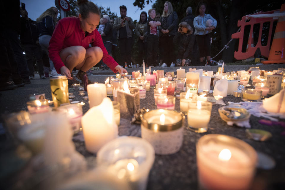 Candles are placed to commemorate victims of Friday's shooting, outside the Al Noor mosque in Christchurch, New Zealand, Monday, March 18, 2019. (Photo: Vincent Thian/AP)