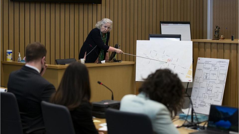 Nancy Crampton Brophy en el juicio.