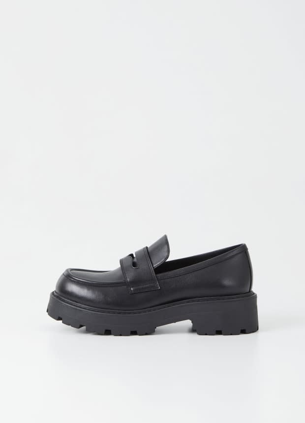 <p>Vagabond Cosmo 2.0 Loafer, $175, <a href="https://www.vagabond.com/us/cosmo-2-0-5149-196-20/?gclid=CjwKCAjw3K2XBhAzEiwAmmgrAi6_Vptgn-6wRqm8C4vFtFZTKY-XPWENvjHGQ9CdxZDvbg5V9oHE-hoCMcIQAvD_BwE" rel="nofollow noopener" target="_blank" data-ylk="slk:available here;elm:context_link;itc:0;sec:content-canvas" class="link ">available here</a></p>