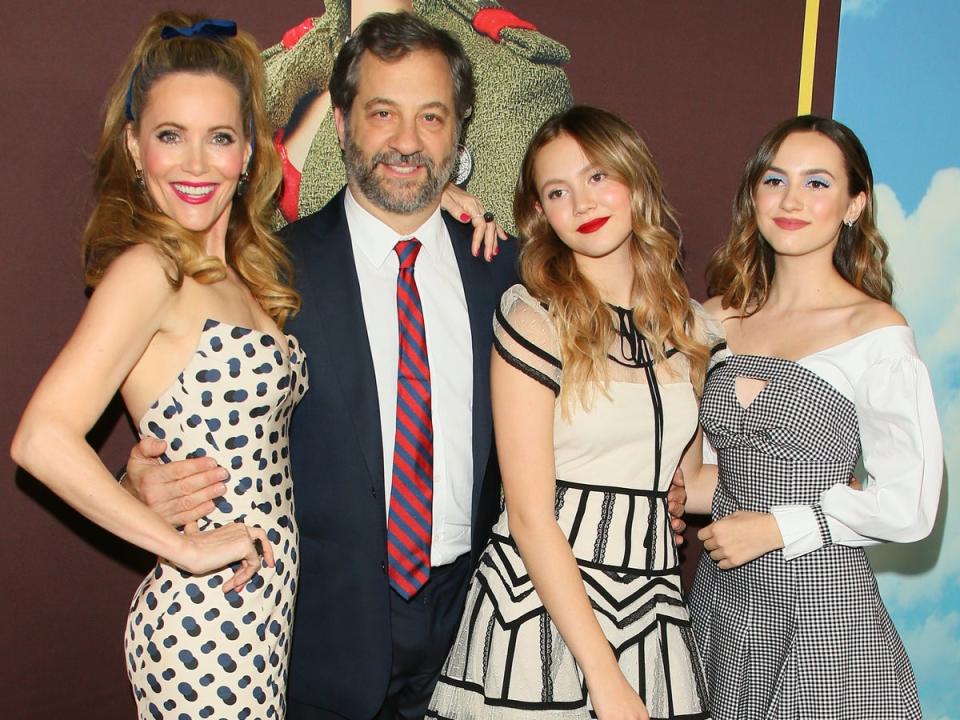 Leslie Mann, Judd Apatow, Iris Apatow, and Maude Apatow (Getty Images)