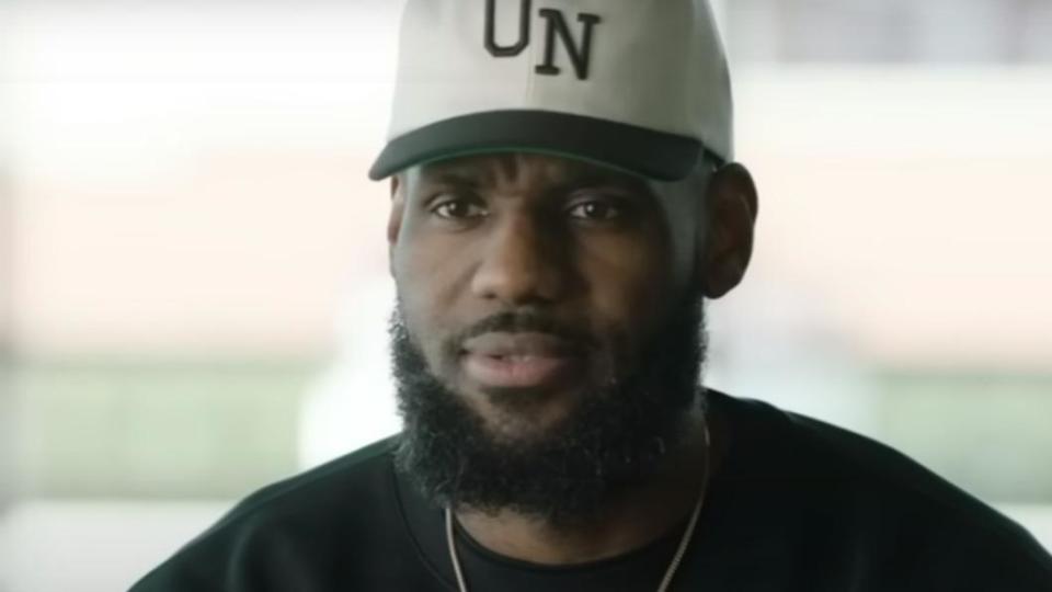 湖人一哥詹姆斯（Lebron James）坦言沒能再次聯手厄文（Kyrie Irving）很失望。（圖／翻攝自 《ESPN》）