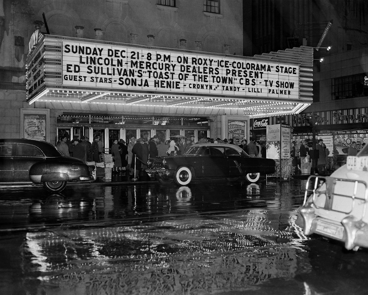 A view of the Roxy Theatre Marquee as the 1952 Christmas Show of "Toast of the Town"