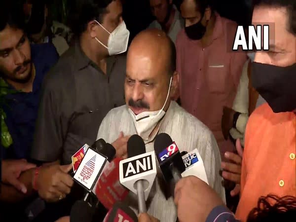 Karnataka Chief Minister Basavaraj Bommai speaking to reporters in Delhi (Photo/ANI)