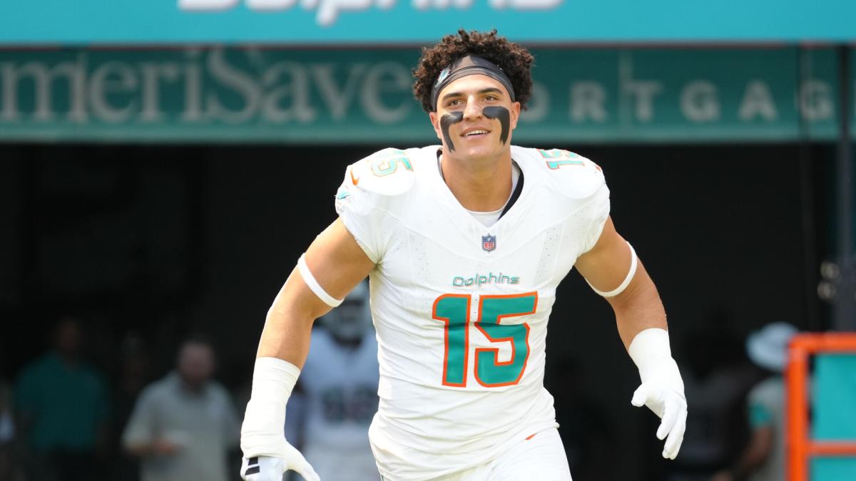 Jaelan Phillips out Sunday for the Miami Dolphins and the news isn't good  for Cracraft either - BVM Sports