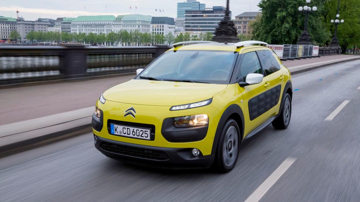 Charaktervoller Cactus: Der Citroën C4 Cactus rollt in erster Auflage mit großflächigen «Airbumps» an den Flanken vor.