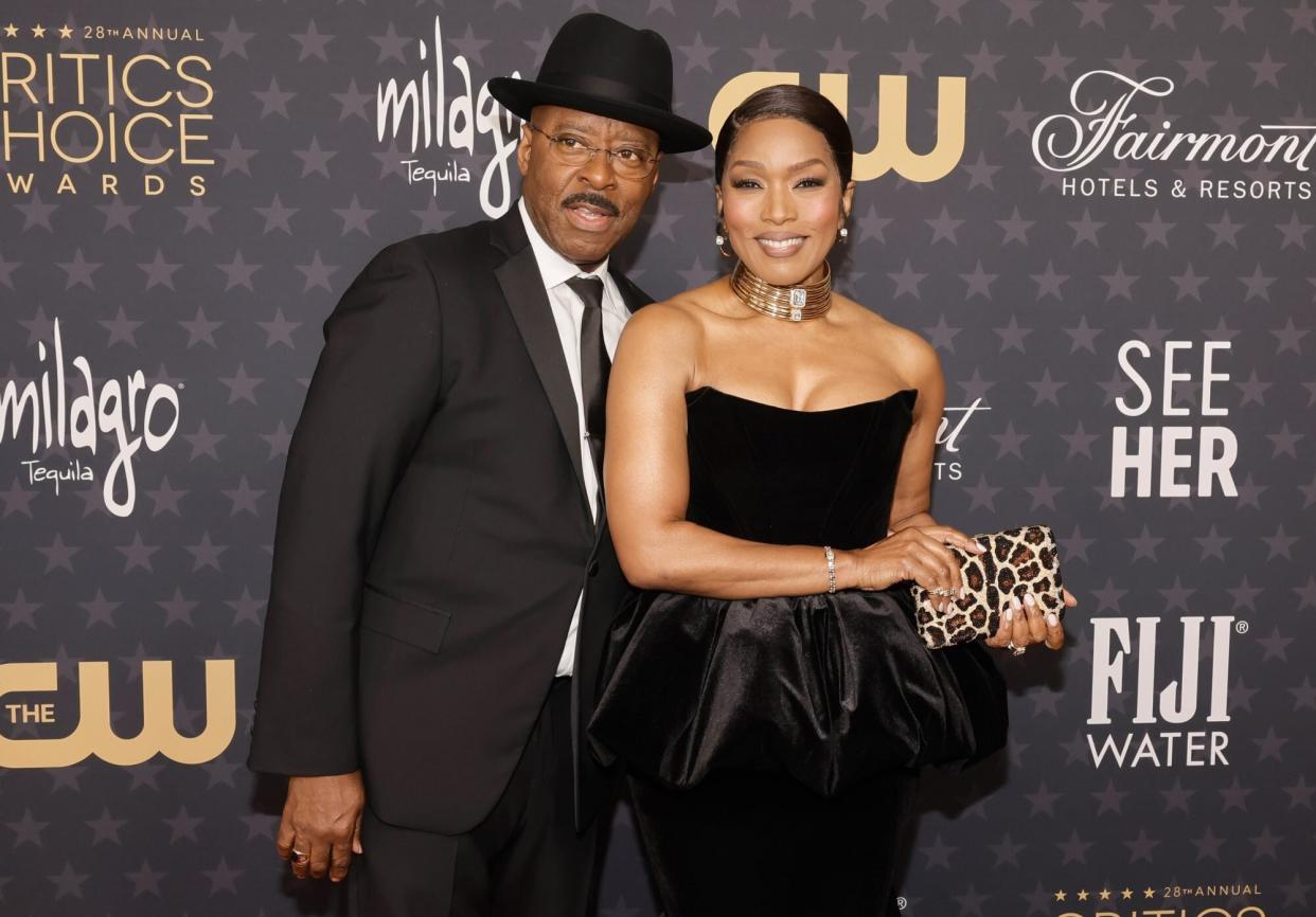 LOS ANGELES, CALIFORNIA - JANUARY 15: (L-R) Courtney B. Vance and Angela Bassett attend the 28th Annual Critics Choice Awards at Fairmont Century Plaza on January 15, 2023 in Los Angeles, California. (Photo by Kevin Winter/Getty Images for Critics Choice Association)