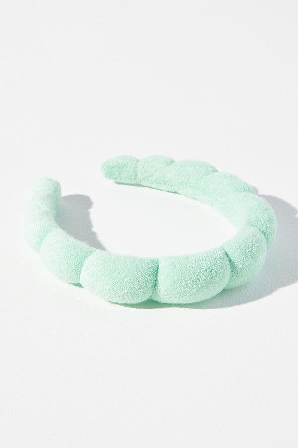 <p><a href="https://clicks.trx-hub.com/xid/hearstcorp_9eb67_toc?q=https%3A%2F%2Fwww.anthropologie.com%2Fshop%2Fterry-bubble-headband&p=https%3A%2F%2Fwww.townandcountrymag.com%2Fstyle%2Fbeauty-products%2Fg44753997%2Fbest-spa-headbands-for-washing-face%2F&utmSource=yahoo-us&utmCampaign=80&utmMedium=syn" rel="nofollow noopener" target="_blank" data-ylk="slk:Shop Now;elm:context_link;itc:0;sec:content-canvas" class="link rapid-noclick-resp">Shop Now</a></p><p>Terry Bubble Headband</p><p>anthropologie.com</p><p>$20.00</p>