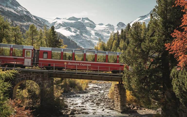 瑞士伯連納列車 Bernina Express。（圖／飛達旅遊提供，以下同）