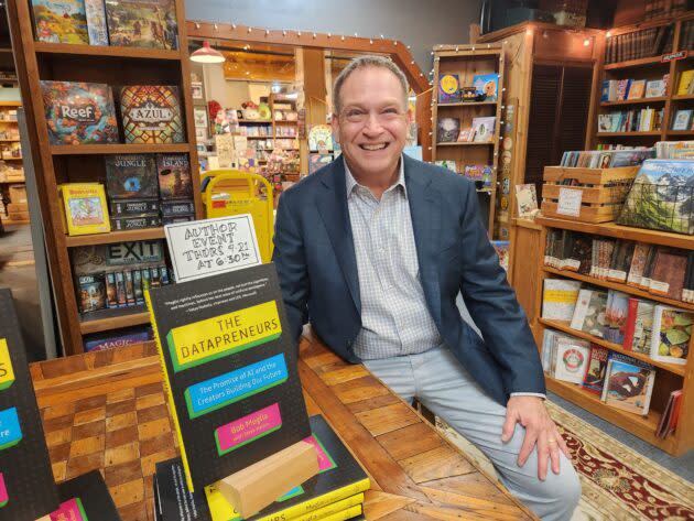 It's official:  is opening its first-ever bookstore in Seattle –  GeekWire