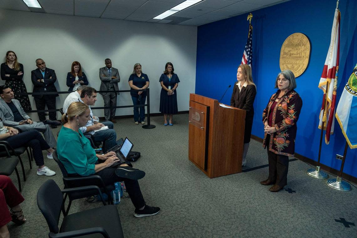 Miami-Dade Mayor Daniella Levine Cava, right, and County Commissioner Raquel Regalado, at the podium, speak to reporters during a press conference on Thursday’s lease termination for the Miami Seaquarium and a demand that the marine theme park vacate its county premises no later than April 21. Jose A. Iglesias/jiglesias@elnuevoherald.com