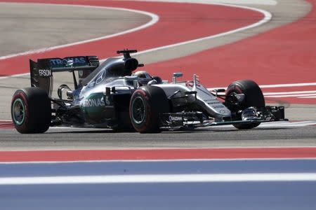 Formula One F1 - U.S. Grand Prix - Circuit of the Americas, Austin, Texas, U.S., 22/10/16. Mercedes' Lewis Hamilton of Britain in action during the qualifying session, en route to winning the pole position for Sunday's race. REUTERS/Adrees Latif