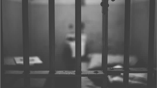 男子在監獄內揮刀自宮。（示意圖／翻攝自Pixabay）