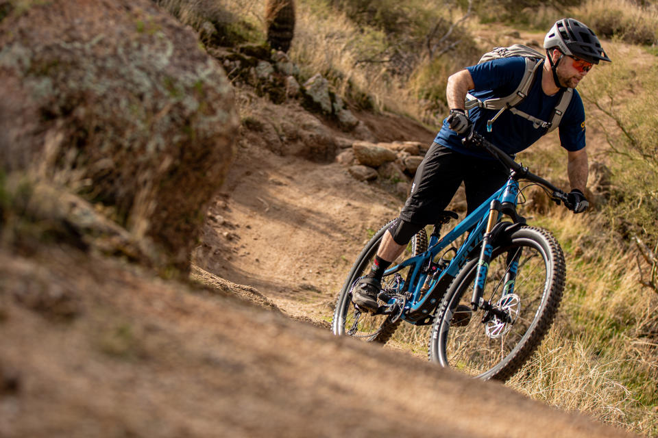 BikeRumor EIC Zach Overholt cornering on the 2024 Pivot Switchblade