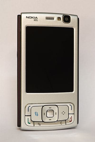 <span class="caption">The 2007 Nokia N95 had a slide-out keypad.</span> <span class="attribution"><span class="source">Asim18/Wikimedia (CC BY-SA 4.0)</span></span>