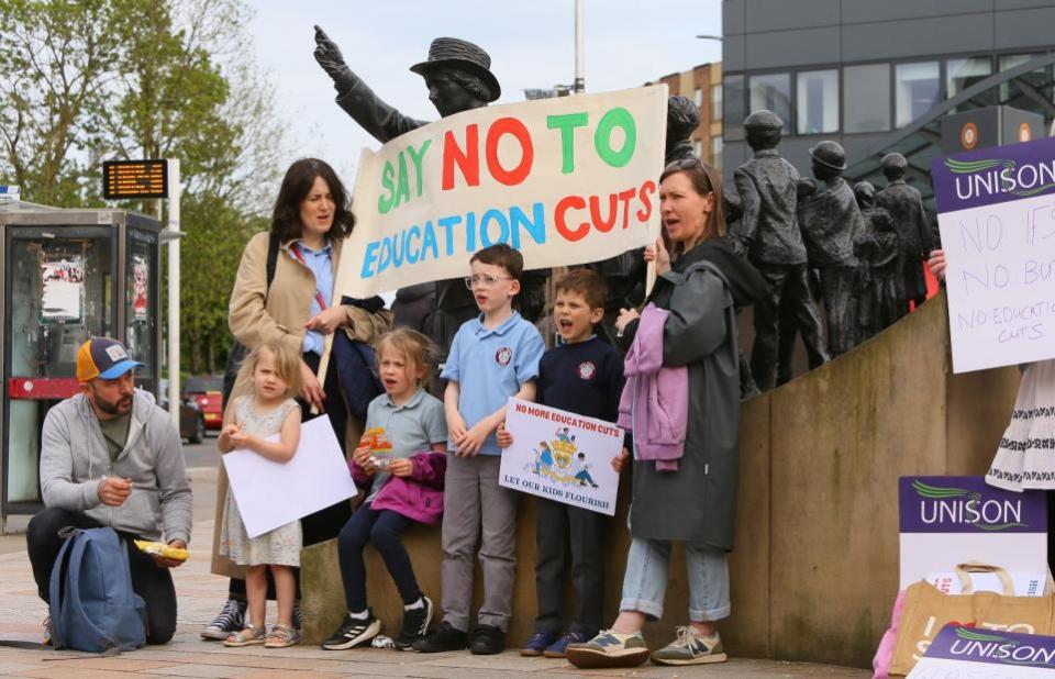 Glasgow Times: Parents protested the cuts 